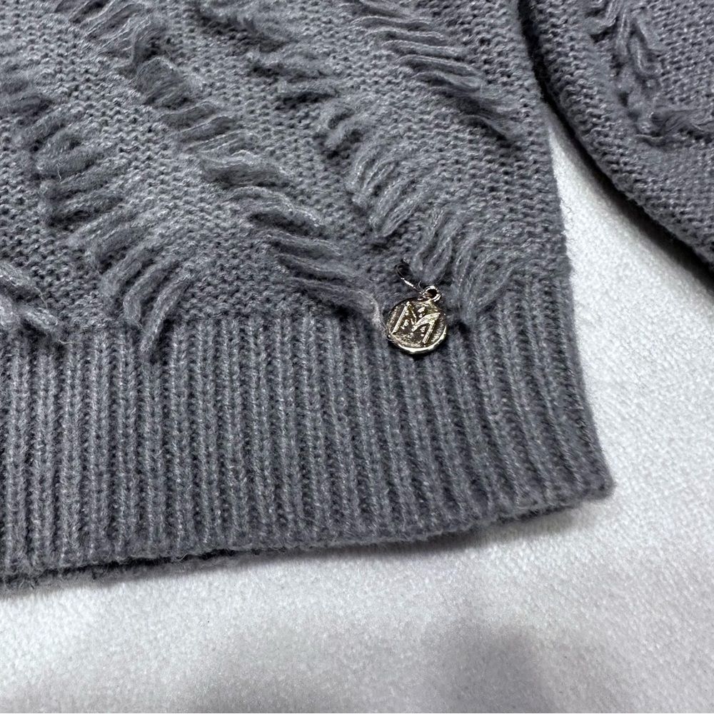 Milly Cropped Fringe Looped Gray Knit Sweater‎ Small - Picture 7 of 11